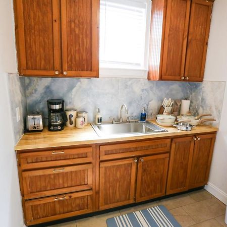 Centrally Located Efficiency One Mile To The Beach! Jacksonville Beach Exteriér fotografie
